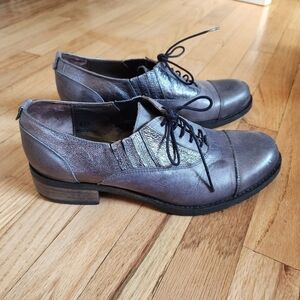 Fidgi Studio Womens Oxford Shoes size 38.5